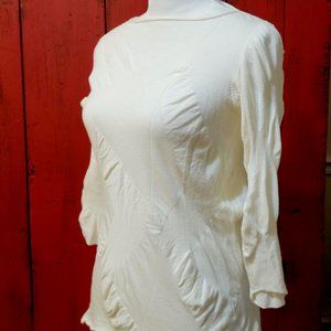 Babette white fashion knit top. Small